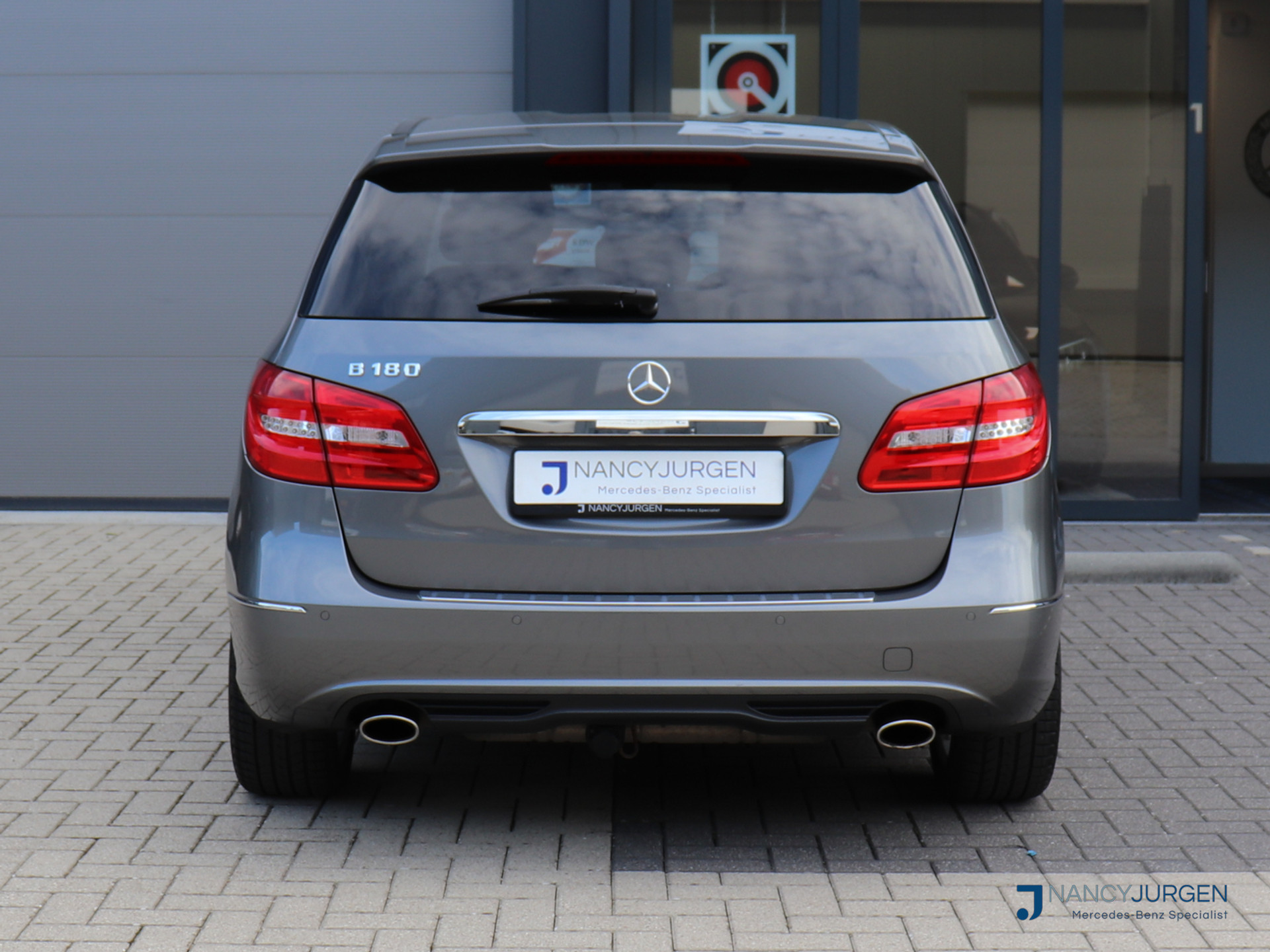 47226660-34.jpg