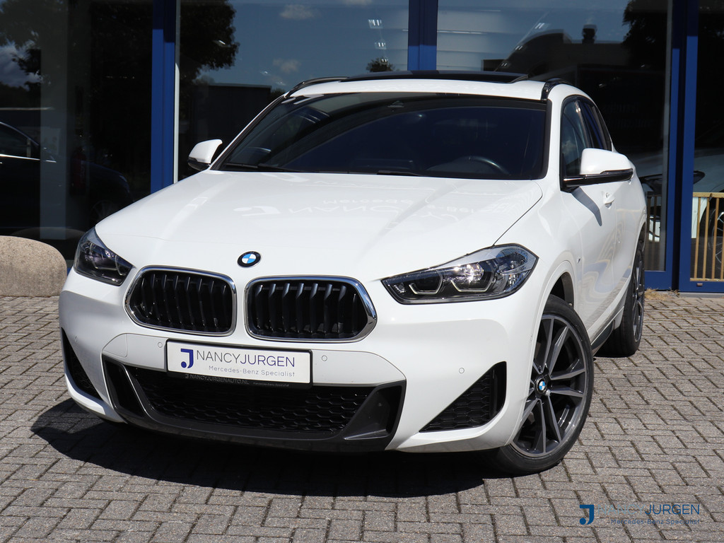 BMW X2 sDrive20i High Executive Edition | M-Pakket | Cruise Control met Remfunctie | Pano | Stoelverwarming | Leer | Elek. Kofferklep | 56202613-0.jpg | Nancy Jurgen Auto