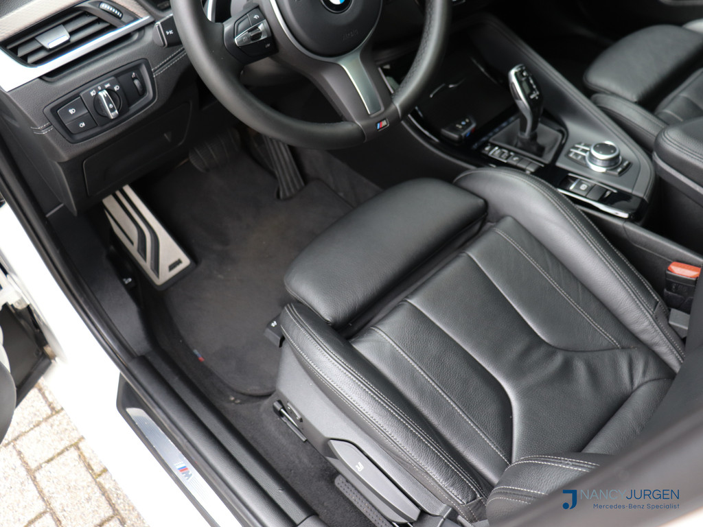 BMW X2 sDrive20i High Executive Edition | M-Pakket | Cruise Control met Remfunctie | Pano | Stoelverwarming | Leer | Elek. Kofferklep | 56202613-2.jpg | Nancy Jurgen Auto