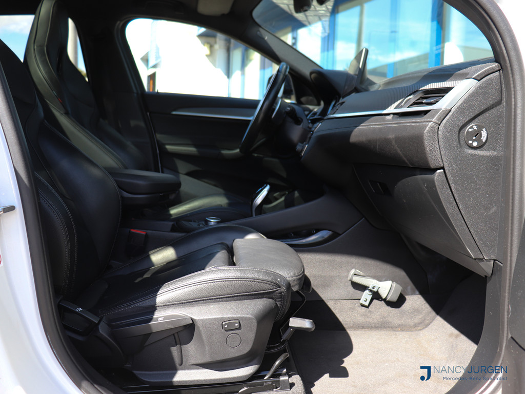 BMW X2 sDrive20i High Executive Edition | M-Pakket | Cruise Control met Remfunctie | Pano | Stoelverwarming | Leer | Elek. Kofferklep | 56202613-4.jpg | Nancy Jurgen Auto