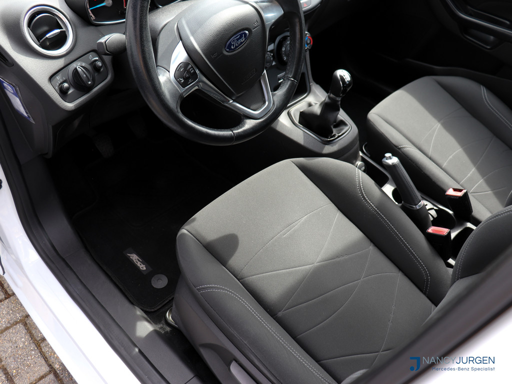 Ford Fiesta 1.0 Style | Essential | Airco | Navi | Bluetooth | USB | Handsfree | Spraakbediening | Verwarmde Spiegels En Achterruit | 56355362-2.jpg | Nancy Jurgen Auto